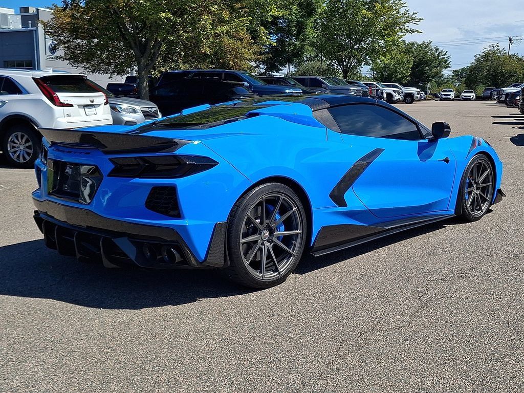 Used 2020 Chevrolet Corvette Stingray Preferred Cpe w/ 2LT Preferred Equipment Group RWD image 11