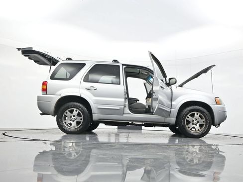 Used 2003 Ford Escape Limited FWD image 52