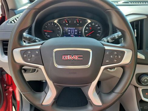 Used 2023 GMC Terrain SLE image 17