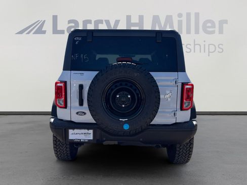 New 2026 Ford Bronco Big Bend w/ Black Diamond Package image 4