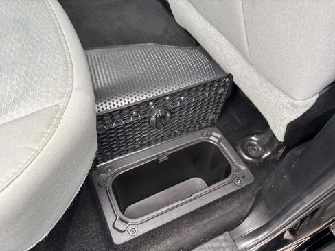 Used 2014 RAM 1500 Express w/ Black Ram 1500 Express Group image 22