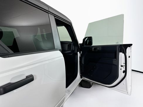 Used 2025 Ford Bronco Big Bend image 33