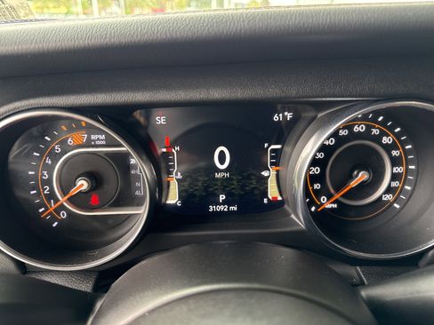 Used 2023 Jeep Wrangler Unlimited Sahara image 20