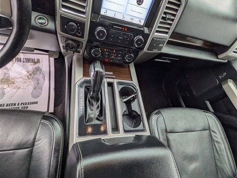 Used 2016 Ford F150 Lariat w/ Max Trailer Tow Package image 23