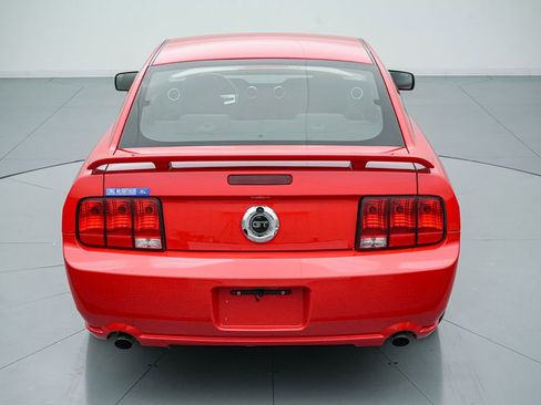 Used 2007 Ford Mustang GT RWD image 5