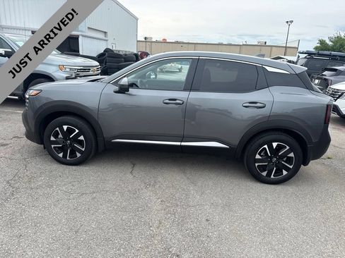 Certified 2025 Nissan Kicks SV AWD/4WD image 8