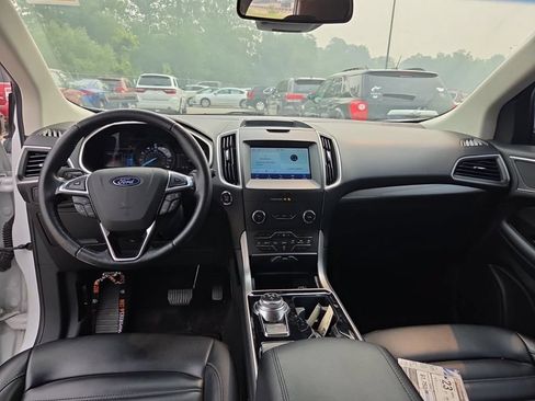 Used 2020 Ford Edge SEL w/ Convenience Package AWD/4WD image 6