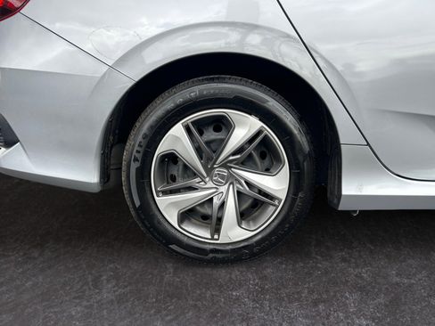 Used 2019 Honda Civic LX image 14