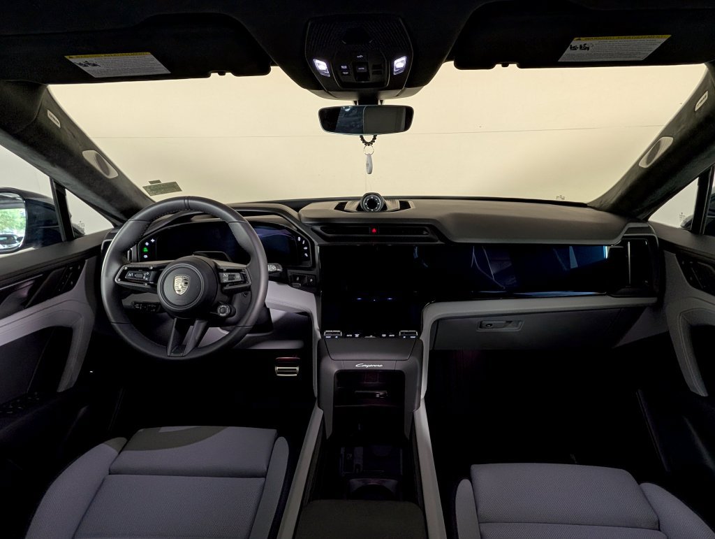 New 2026 Porsche Cayenne Turbo AWD/4WD image 20