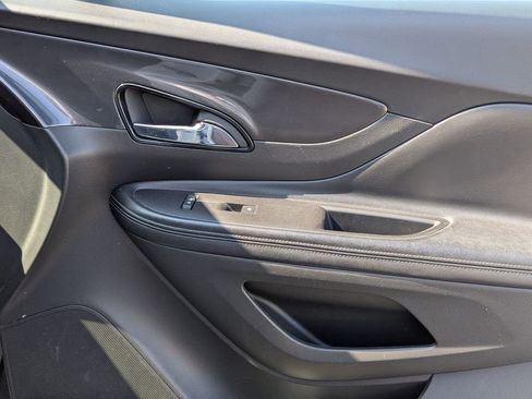 Used 2019 Buick Encore Preferred image 27