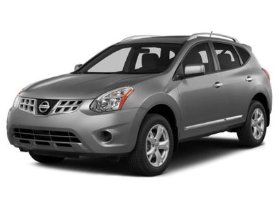 Used 2015 Nissan Rogue S w/ Convenience Package
