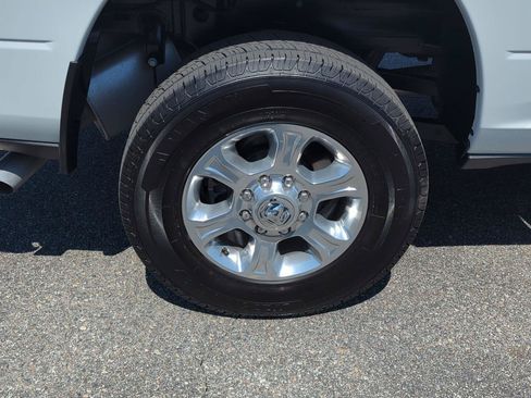 Used 2024 RAM 2500 Big Horn AWD/4WD image 7