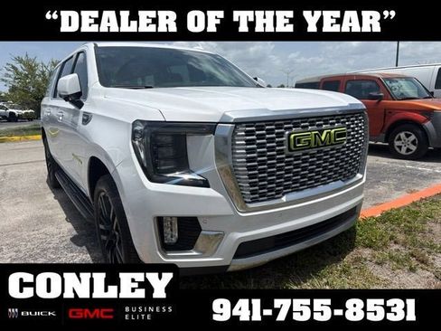 Used 2023 GMC Yukon XL Denali AWD/4WD image 1
