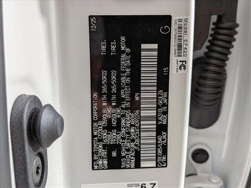 Used 2026 Lexus LX 600 4WD w/ Accessory Package (Z1) image 28