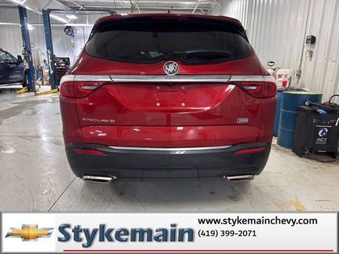 Used 2023 Buick Enclave Essence FWD image 9