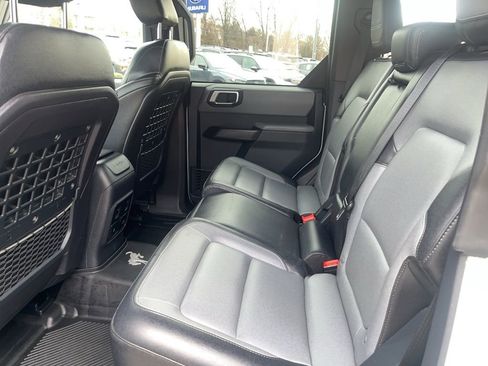 Used 2024 Ford Bronco Everglades image 27