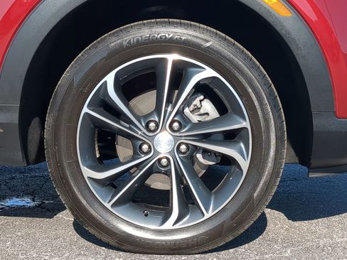 Used 2023 Buick Encore GX Select image 11