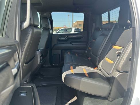 Used 2024 GMC Sierra 1500 AT4 w/ Technology Package AWD/4WD image 25