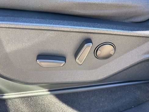 Used 2023 Ford F150 XLT w/ Equipment Group 302A High image 26