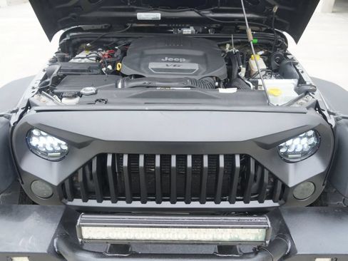 Used 2016 Jeep Wrangler Unlimited Sport w/ Quick Order Package 24S AWD/4WD image 40