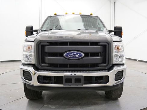 Used 2015 Ford F250 XL w/ Power Equipment Group image 2
