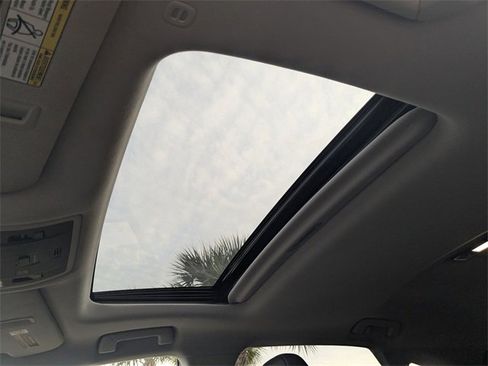 Used 2017 Lexus RX 350 AWD image 26