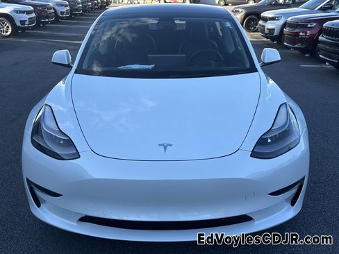 Used 2022 Tesla Model 3 Long Range image 9