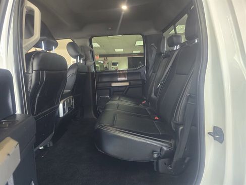 Used 2020 Ford F150 Lariat image 12