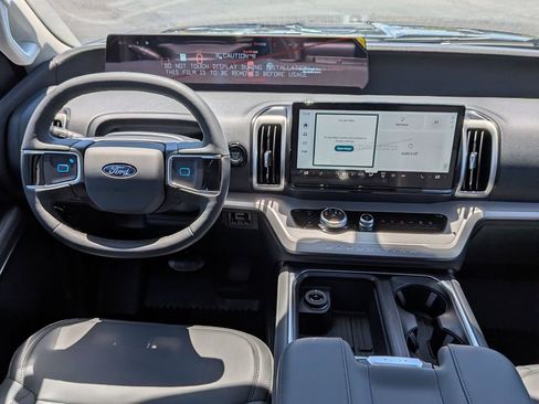 New 2026 Ford Expedition Max Active AWD/4WD image 19