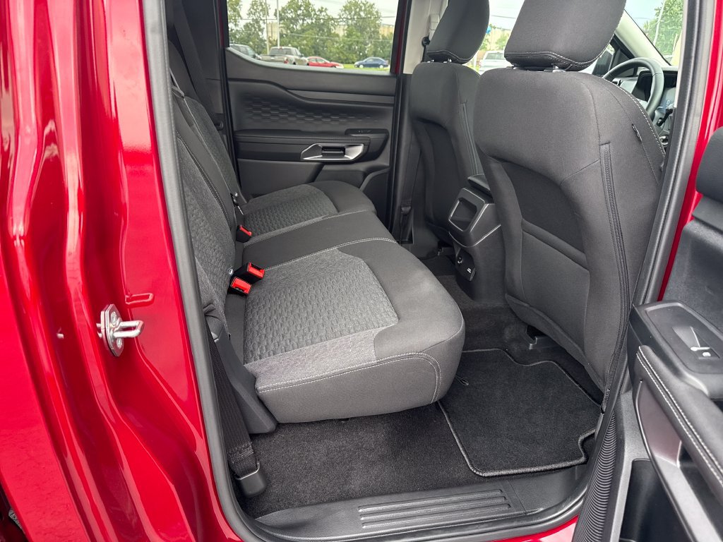 Used 2025 Ford Ranger XLT w/ Equipment Group 301A High AWD/4WD image 18