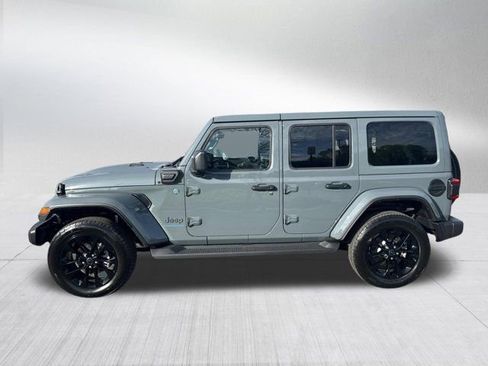 Certified 2025 Jeep Wrangler Unlimited Sahara AWD/4WD image 8
