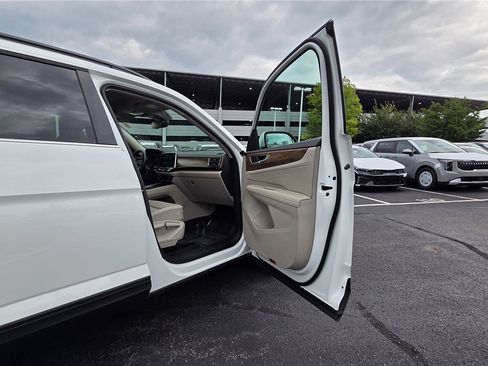 Certified 2026 Volkswagen Atlas SE AWD/4WD image 31