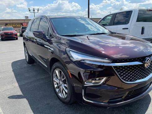 Used 2022 Buick Enclave Avenir w/ Avenir Technology Package image 6