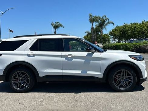 New 2026 Ford Explorer ST w/ Sun And Sound Package AWD/4WD image 2