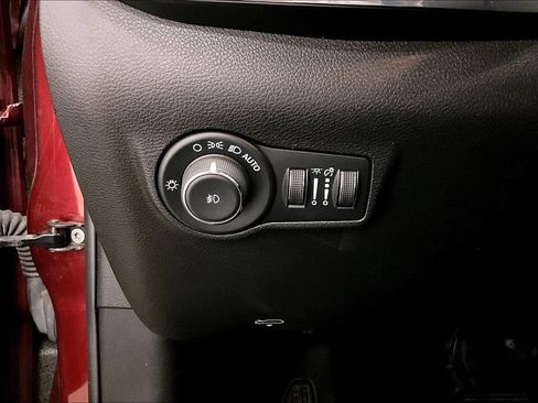 Used 2022 Jeep Compass Limited AWD/4WD image 15