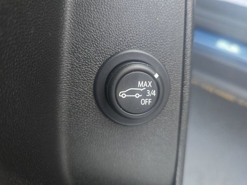 Used 2024 Chevrolet Equinox LT AWD/4WD image 25
