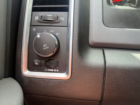 Used 2020 RAM 1500 Warlock AWD/4WD image 28