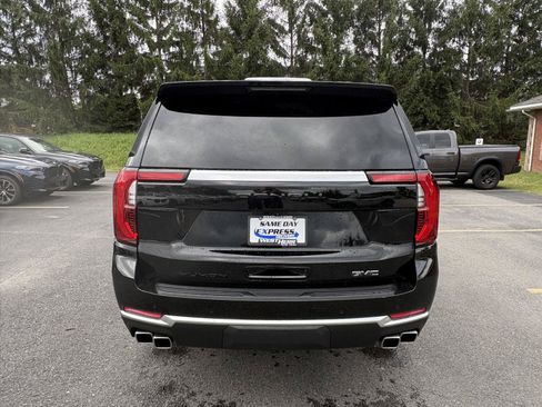 Used 2026 GMC Yukon XL Denali w/ Sun & Power Step Package AWD/4WD image 4