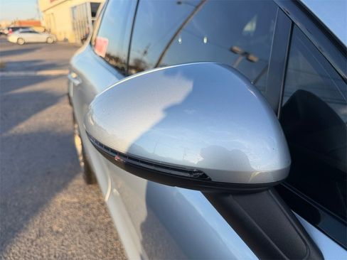 Used 2019 Porsche Macan S image 38