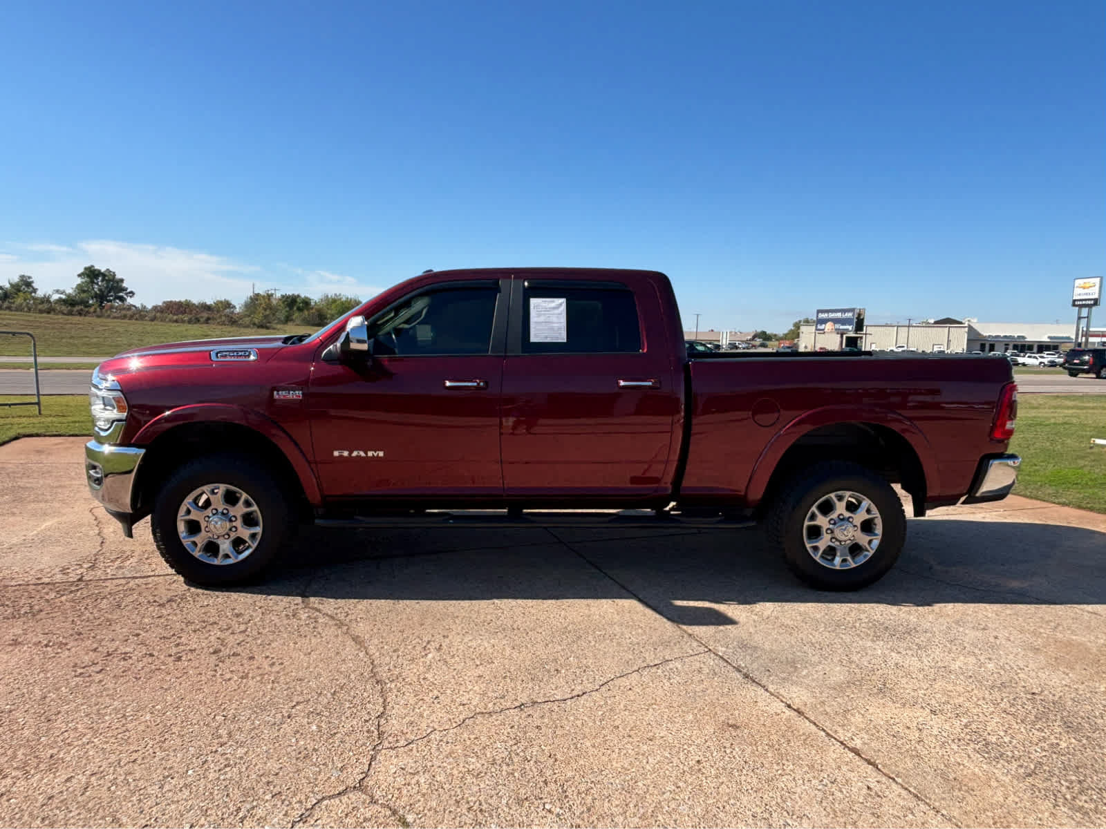 Used 2022 RAM 2500 Laramie AWD/4WD image 4