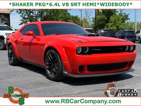 Used 2022 Dodge Challenger R/T Scat Pack RWD image 1