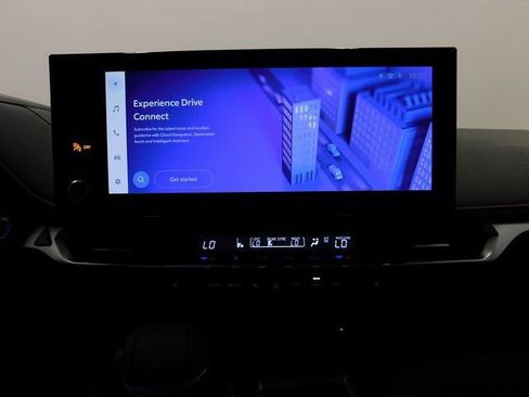 Used 2025 Toyota Sienna XSE image 44