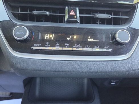 Used 2024 Toyota Corolla LE FWD image 19
