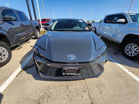 Used 2026 Toyota Camry LE FWD image 2