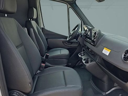 New 2025 Mercedes-Benz Sprinter 3500 image 7
