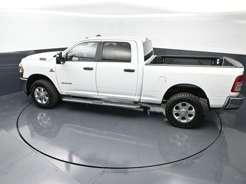 Used 2024 RAM 2500 Big Horn AWD/4WD image 16