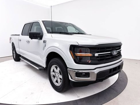 Used 2024 Ford F150 XLT w/ FX4 Off-Road Package AWD/4WD image 11