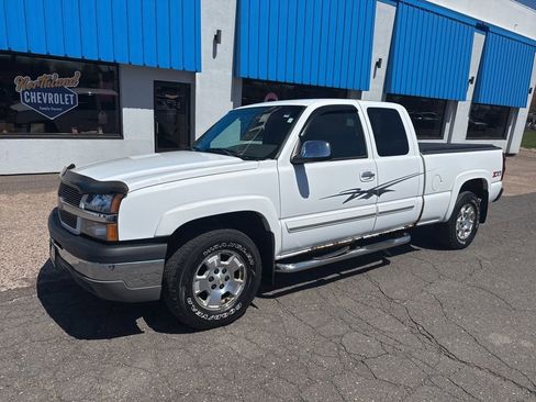 Used 2003 Chevrolet Silverado 1500 LS w/ Off-Road Package AWD/4WD image 1