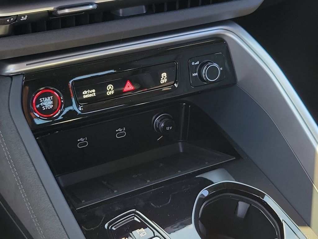 New 2026 Audi SQ5 Premium Plus AWD/4WD image 13