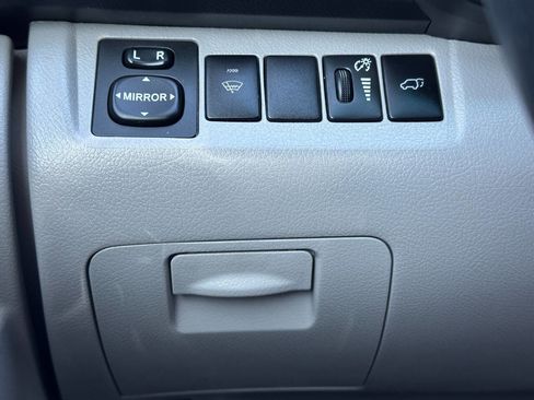 Used 2010 Toyota Highlander Limited image 52